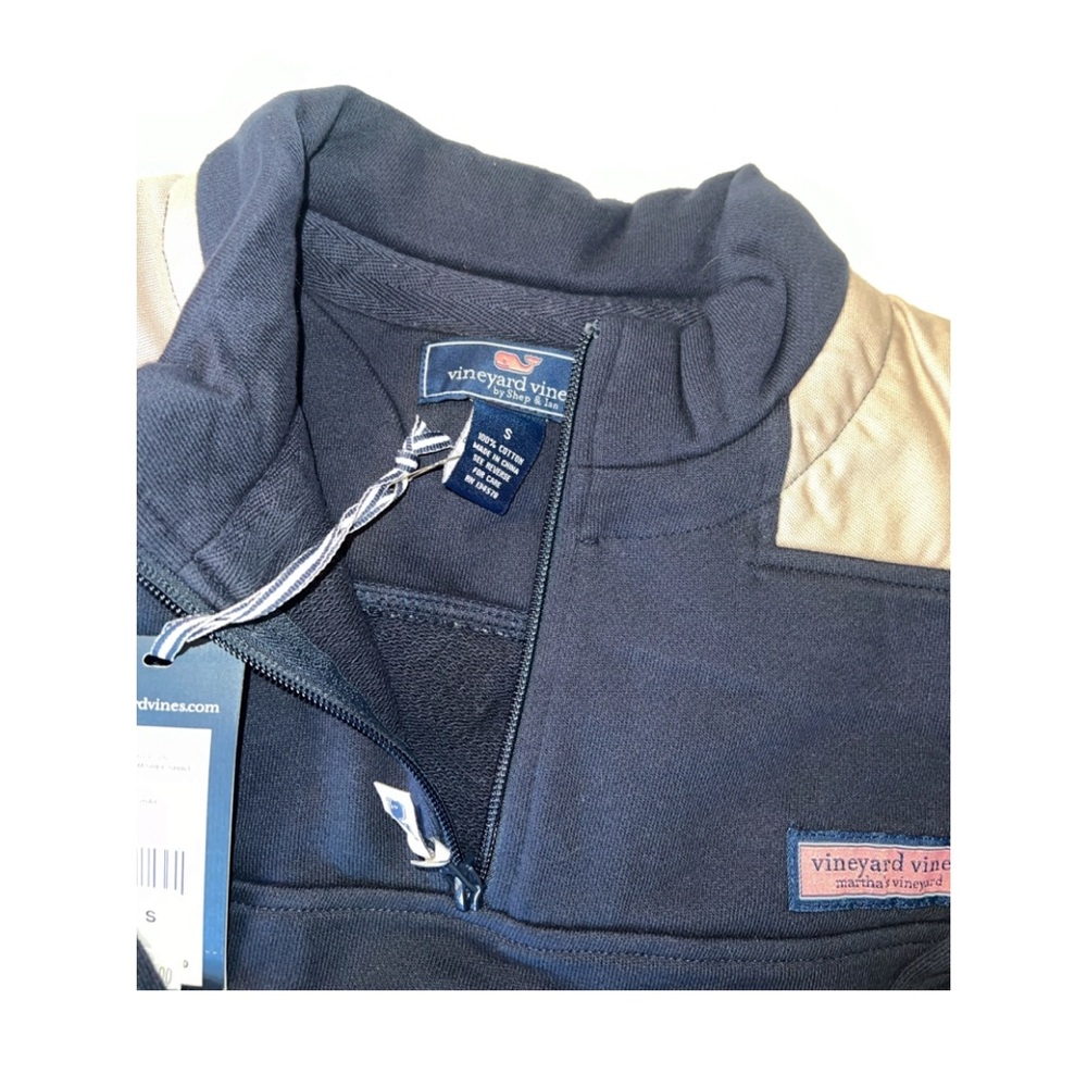 Brand new with tag vineyard vines pull over, blue and grey